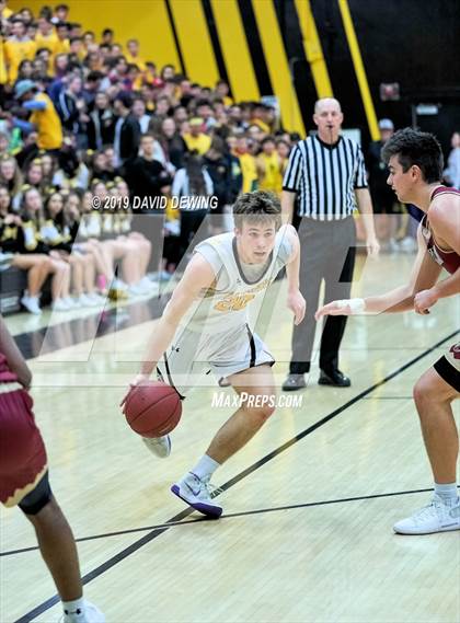 Thumbnail 2 in Newbury Park vs. Oaks Christian photogallery.