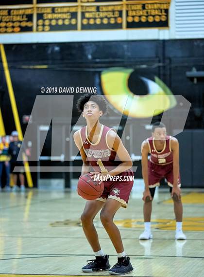 Thumbnail 3 in Newbury Park vs. Oaks Christian photogallery.