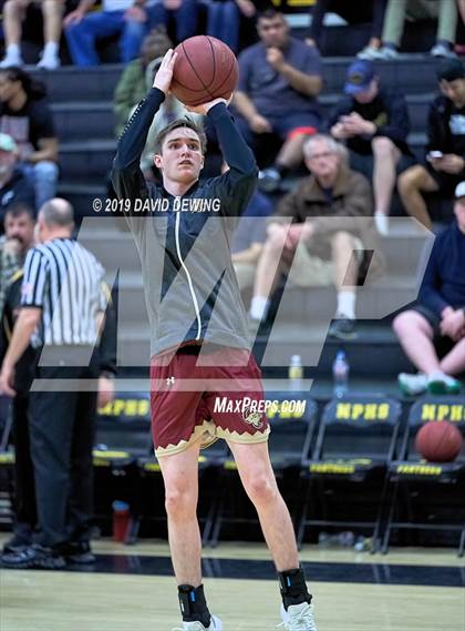 Thumbnail 2 in Newbury Park vs. Oaks Christian photogallery.