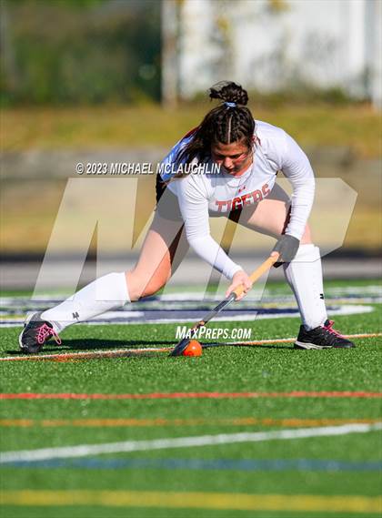 Thumbnail 3 in Orchard Park vs. Mamaroneck (NYSPHSAA Class A Final) photogallery.