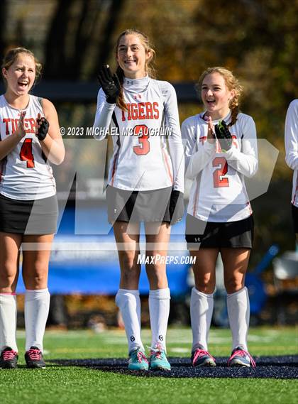 Thumbnail 2 in Orchard Park vs. Mamaroneck (NYSPHSAA Class A Final) photogallery.