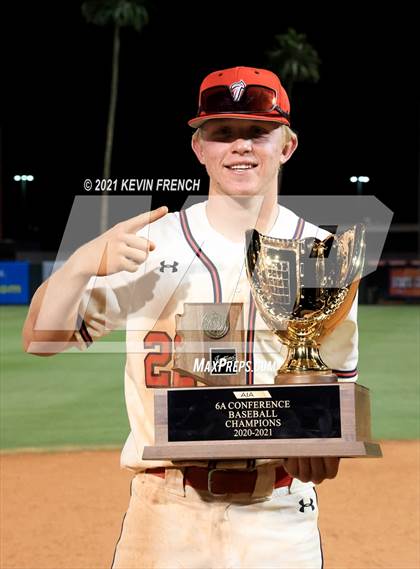 Thumbnail 1 in Liberty (AIA 6A Final Awards) photogallery.