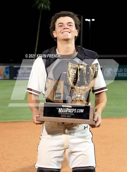 Thumbnail 1 in Liberty (AIA 6A Final Awards) photogallery.