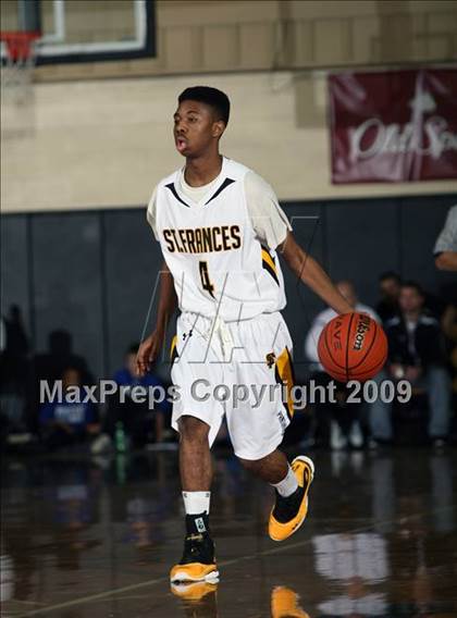 Thumbnail 1 in St. Frances Academy vs. De La Salle (City of Palms Classic) photogallery.