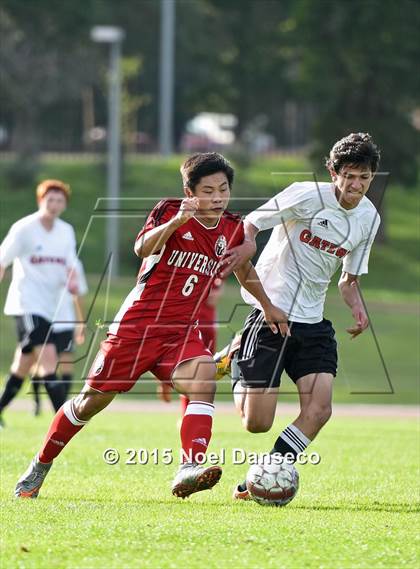 Thumbnail 2 in University vs Gateway photogallery.