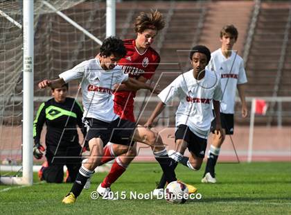 Thumbnail 3 in University vs Gateway photogallery.