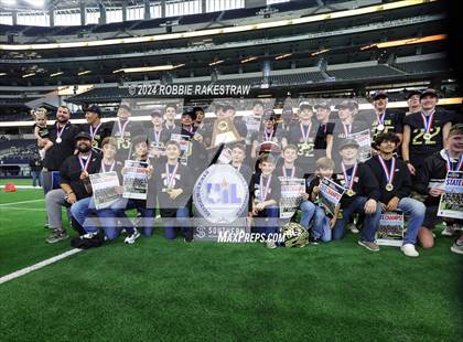 Thumbnail 2 in Oakwood @ Jayton (UIL 1A Division II Football Final Medal Ceremony) photogallery.