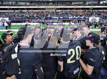 Thumbnail 1 in Oakwood @ Jayton (UIL 1A Division II Football Final Medal Ceremony) photogallery.
