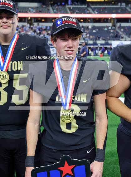 Thumbnail 3 in Oakwood @ Jayton (UIL 1A Division II Football Final Medal Ceremony) photogallery.