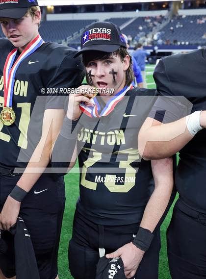 Thumbnail 1 in Oakwood @ Jayton (UIL 1A Division II Football Final Medal Ceremony) photogallery.