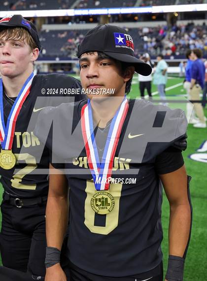 Thumbnail 3 in Oakwood @ Jayton (UIL 1A Division II Football Final Medal Ceremony) photogallery.