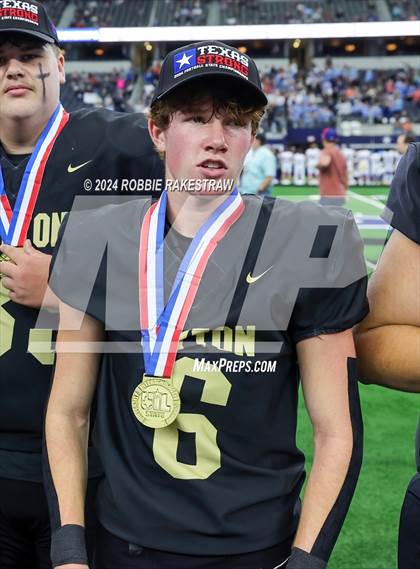 Thumbnail 3 in Oakwood @ Jayton (UIL 1A Division II Football Final Medal Ceremony) photogallery.