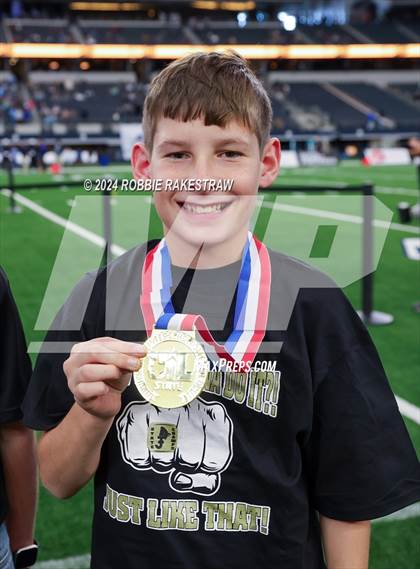 Thumbnail 1 in Oakwood @ Jayton (UIL 1A Division II Football Final Medal Ceremony) photogallery.