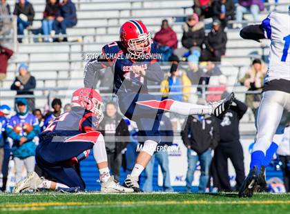 Thumbnail 1 in MacArthur vs. Valley Stream Central (Sec VIII Conf II Semifinal) photogallery.