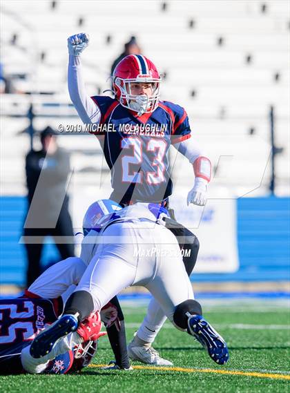 Thumbnail 3 in MacArthur vs. Valley Stream Central (Sec VIII Conf II Semifinal) photogallery.