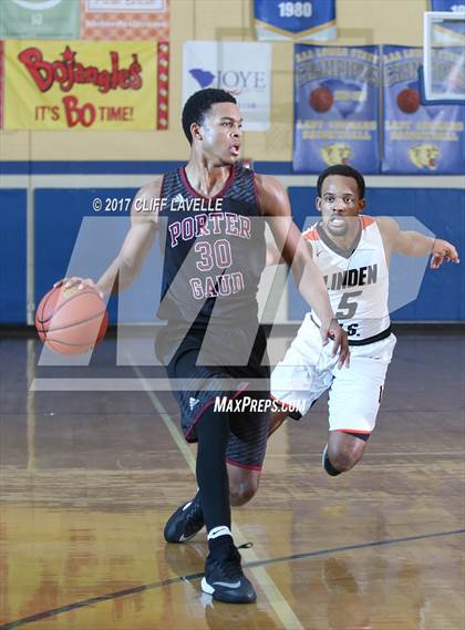 Thumbnail 1 in Porter-Gaud vs Linden (Rotary Roundball Classic) photogallery.