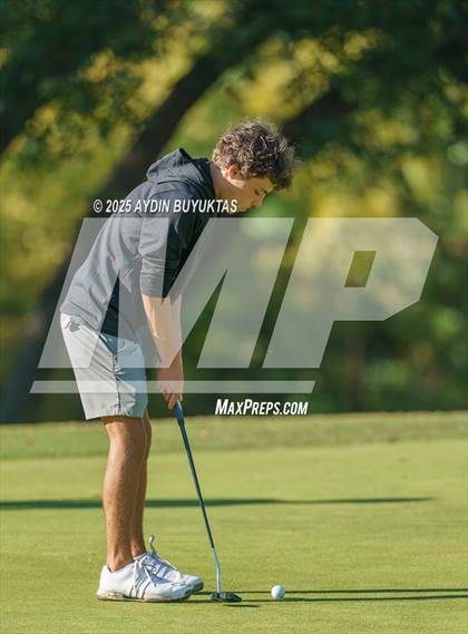 Thumbnail 2 in Bear Creek Fall Preview photogallery.