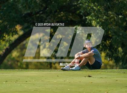 Thumbnail 3 in Bear Creek Fall Preview photogallery.