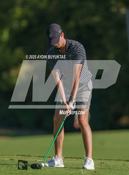 Thumbnail 2 in Bear Creek Fall Preview photogallery.