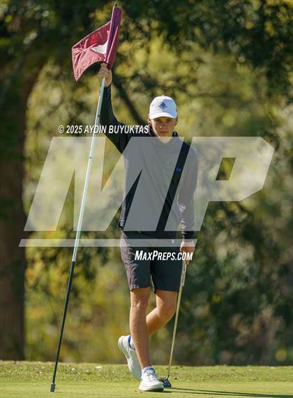 Thumbnail 3 in Bear Creek Fall Preview photogallery.