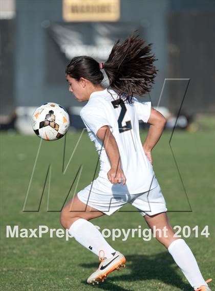 Thumbnail 3 in Arapahoe vs. Grandview photogallery.