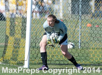 Thumbnail 2 in Arapahoe vs. Grandview photogallery.