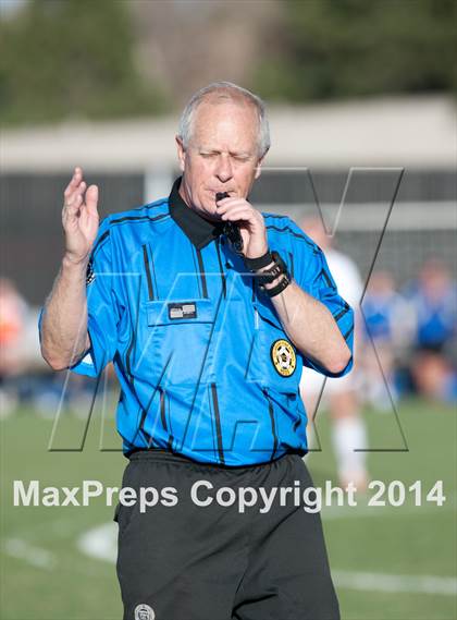 Thumbnail 3 in Arapahoe vs. Grandview photogallery.
