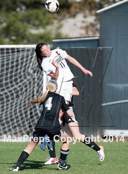 Thumbnail 2 in Arapahoe vs. Grandview photogallery.