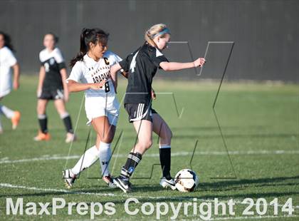 Thumbnail 2 in Arapahoe vs. Grandview photogallery.
