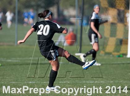 Thumbnail 2 in Arapahoe vs. Grandview photogallery.
