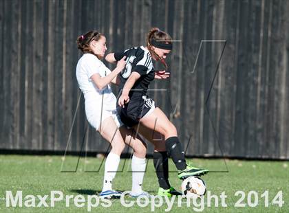 Thumbnail 1 in Arapahoe vs. Grandview photogallery.