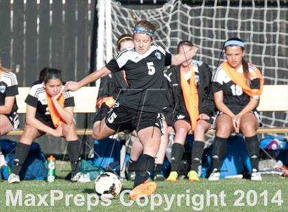 Thumbnail 2 in Arapahoe vs. Grandview photogallery.