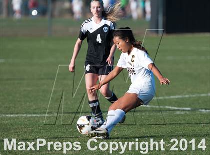 Thumbnail 2 in Arapahoe vs. Grandview photogallery.
