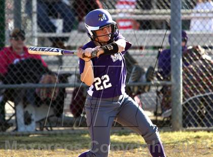 Thumbnail 2 in Gilmer vs. Vernon photogallery.