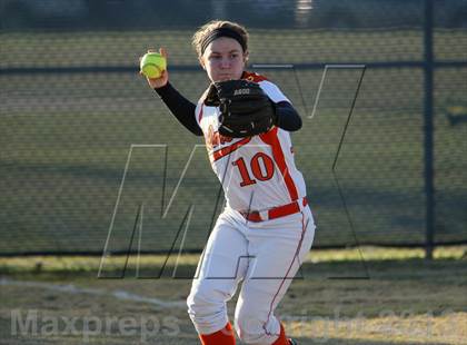 Thumbnail 1 in Gilmer vs. Vernon photogallery.