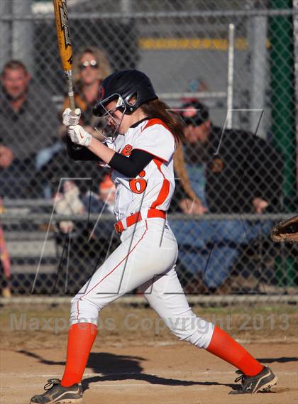 Thumbnail 2 in Gilmer vs. Vernon photogallery.