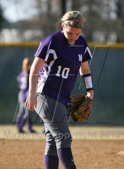 Thumbnail 2 in Gilmer vs. Vernon photogallery.