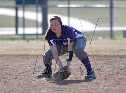 Thumbnail 3 in Gilmer vs. Vernon photogallery.