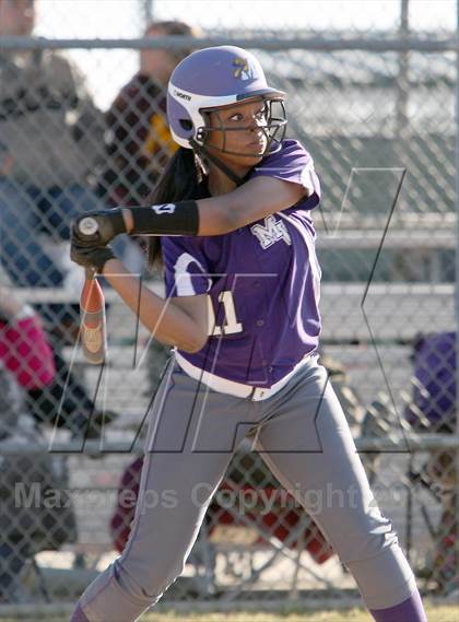 Thumbnail 3 in Gilmer vs. Vernon photogallery.