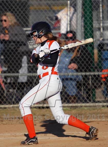 Thumbnail 3 in Gilmer vs. Vernon photogallery.