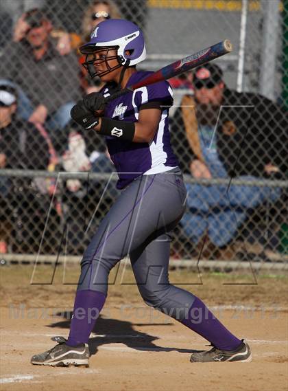 Thumbnail 2 in Gilmer vs. Vernon photogallery.