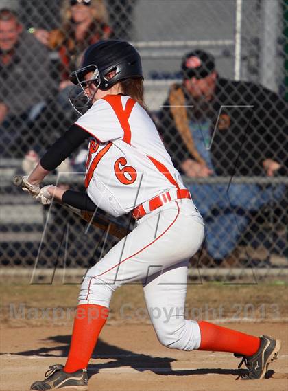 Thumbnail 1 in Gilmer vs. Vernon photogallery.