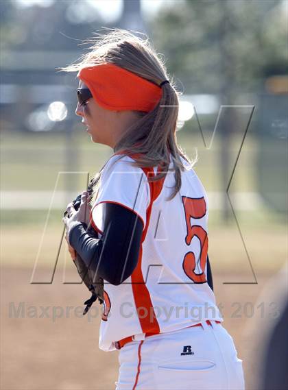 Thumbnail 3 in Gilmer vs. Vernon photogallery.