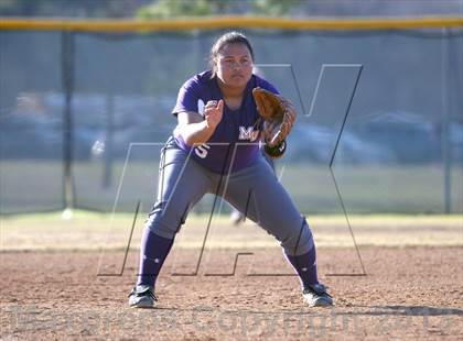 Thumbnail 2 in Gilmer vs. Vernon photogallery.