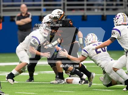 Thumbnail 1 in Refugio vs Holland (Class 2A Division I Quarterfinals) photogallery.