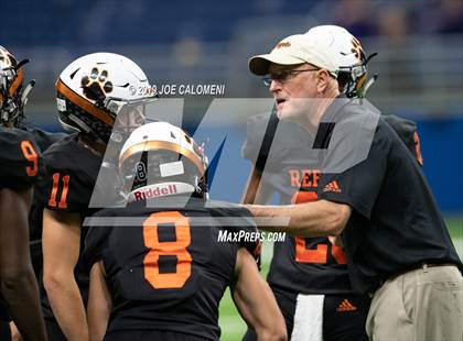 Thumbnail 1 in Refugio vs Holland (Class 2A Division I Quarterfinals) photogallery.