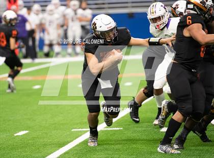 Thumbnail 3 in Refugio vs Holland (Class 2A Division I Quarterfinals) photogallery.