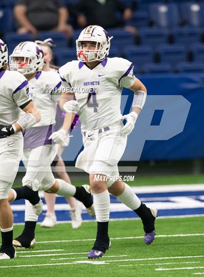 Thumbnail 3 in Refugio vs Holland (Class 2A Division I Quarterfinals) photogallery.