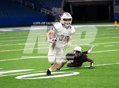 Thumbnail 1 in Refugio vs Holland (Class 2A Division I Quarterfinals) photogallery.