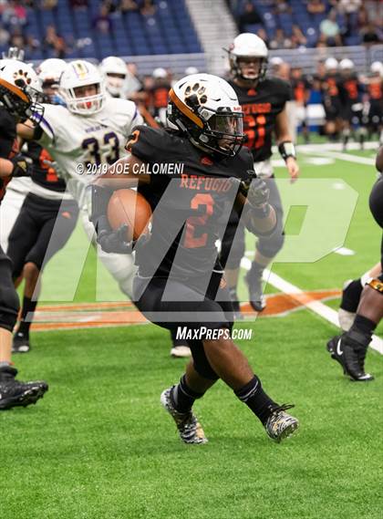 Thumbnail 3 in Refugio vs Holland (Class 2A Division I Quarterfinals) photogallery.